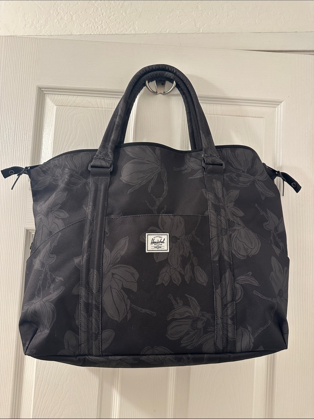 Herschel Supply Company Black Floral-Print Tote